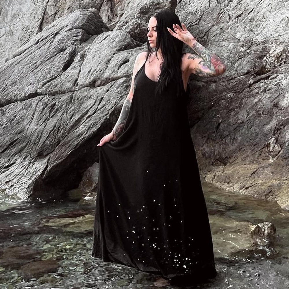Elegant Black Maxi Dress